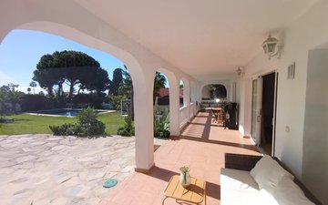 Property slide 17