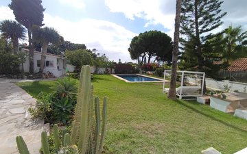 Property slide 21