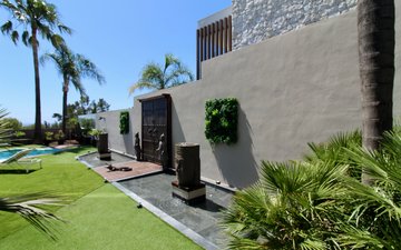 Property slide 21