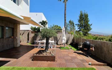 Property slide 19