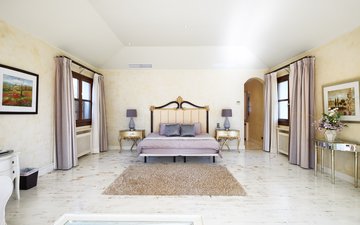 Property slide 18