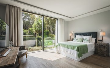 Property slide 10