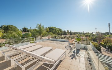 Property slide 20