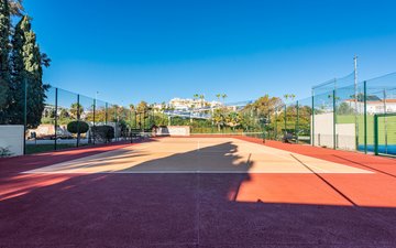 Property slide 18