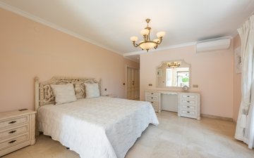 Property slide 38