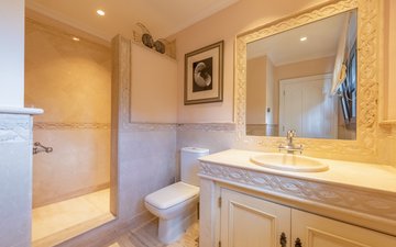 Property slide 42