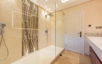 Property slide 40
