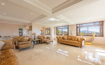 Property slide 7