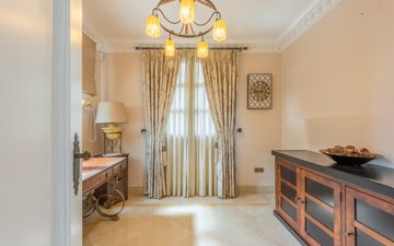 Property slide 17