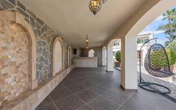 Property slide 28