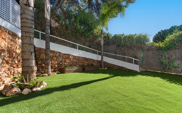 Property slide 46
