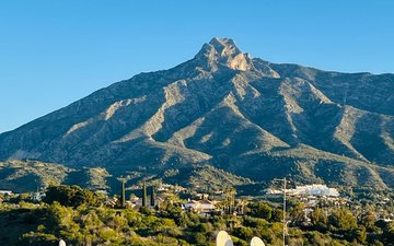 Property slide 36