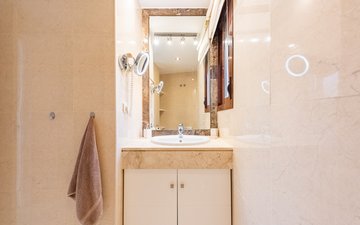 Property slide 19