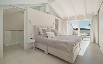 Property slide 35