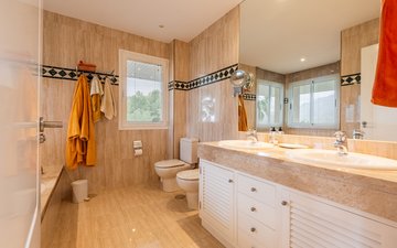 Property slide 18