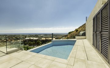 Property slide 15