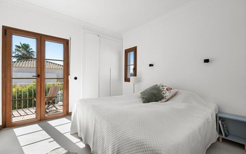 Property slide 16