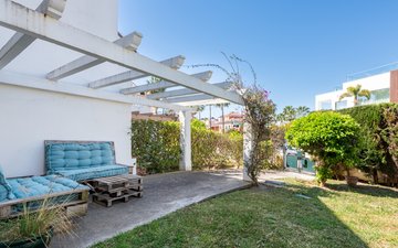 Property slide 18