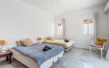 Property slide 15