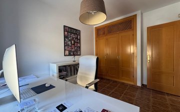Property slide 25