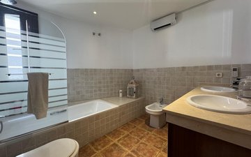 Property slide 27