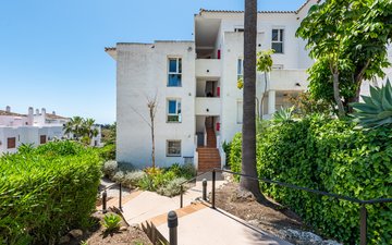 Property slide 21