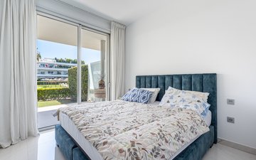 Property slide 14