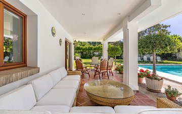 Property slide 10