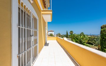 Property slide 36