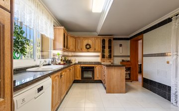 Property slide 7