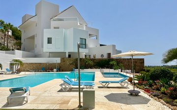 Property slide 33