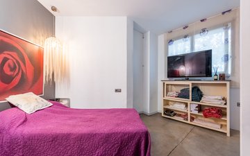 Property slide 30