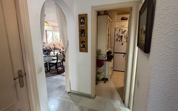 Property slide 21