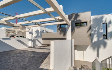 Property slide 20