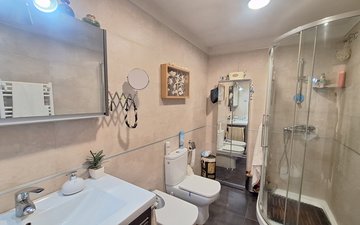 Property slide 21