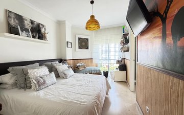 Property slide 17