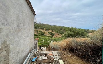 Property slide 20