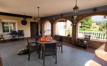 Property slide 10