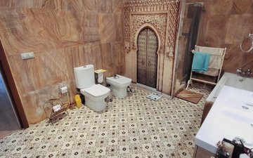 Property slide 23