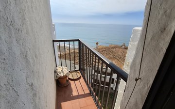 Property slide 21