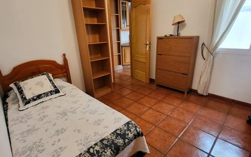 Property slide 20