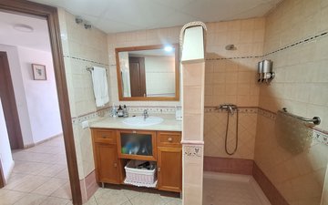 Property slide 15