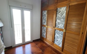 Property slide 21