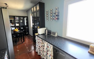 Property slide 16