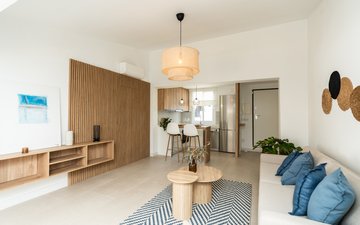 Property slide 7