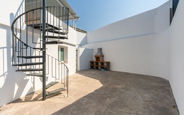 Property slide 19