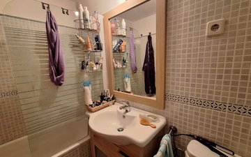 Property slide 20