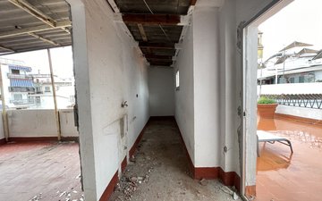 Property slide 28
