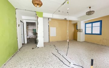 Property slide 22