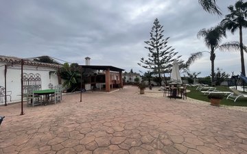 Property slide 10